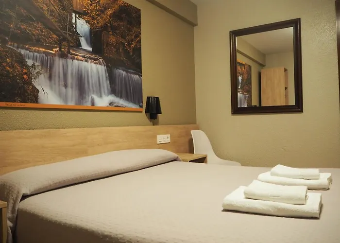 Hostal Acella